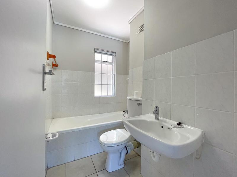 2 Bedroom Property for Sale in Hout Bay Western Cape